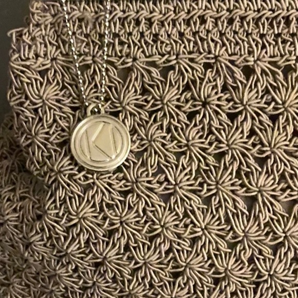 Kathy Ireland Crocheted Shoulder Handbag - Picture 2 of 6